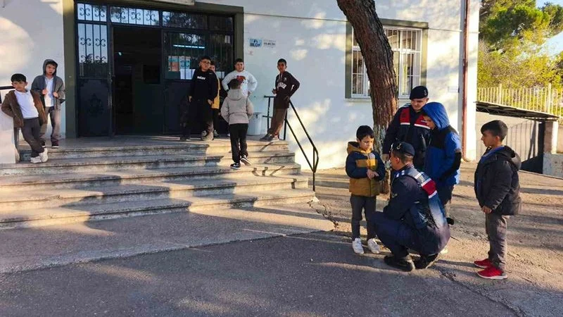 Bilecik'te Jandarmadan 20 Okul Çevresinde Güvenlik Denetimi