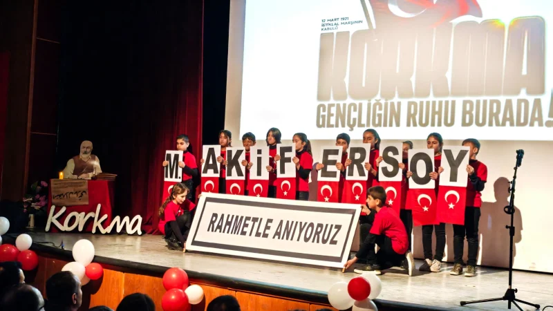 Bitlis'in Ahlat İlçesinde İstiklal Marşı'nın Kabulü ve Mehmet Akif Ersoy'u Anma Programı Gerçekleştirildi