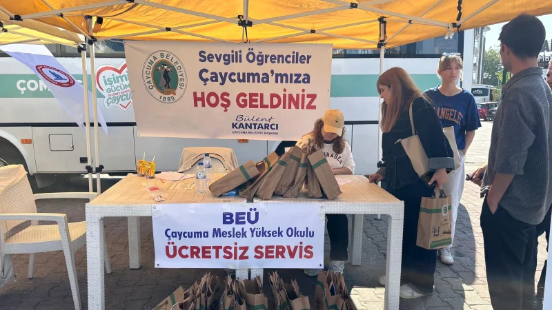 Çaycuma'da Üniversiteye Yeni Başlayan Öğrenciler İçin Karşılama Etkinliği Düzenlendi