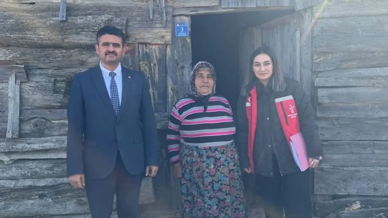 Çorum'da Sosyal Hizmet Ekipleri Yaşlı ve Engelli Vatandaşları Evlerinde Ziyaret Ediyor