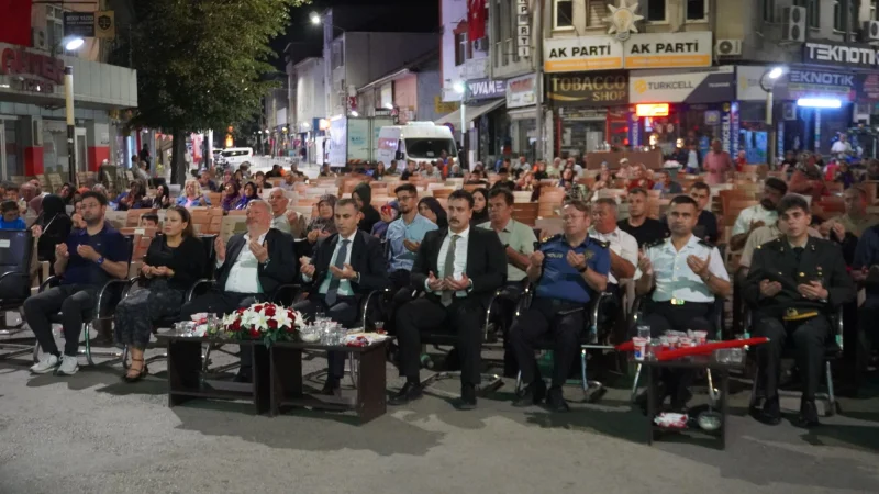 Çorum'un Osmancık İlçesinde 15 Temmuz Demokrasi ve Milli Birlik Günü Coşkuyla Anıldı