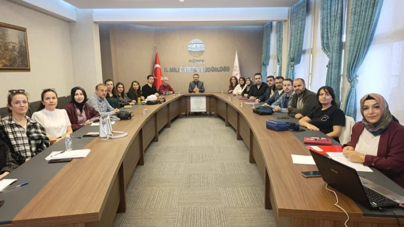Düzce'deki İmam Hatip Okullarında YKS ve LGS Hazırlık Stratejileri Belirlendi
