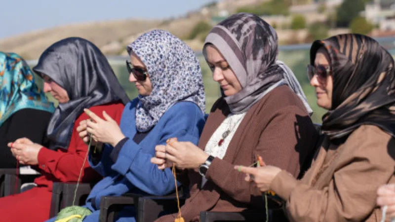 Elazığ'da Kursiyerler Harput'un Tarihi Dokusunda Örgü Etkinliğinde Buluştu