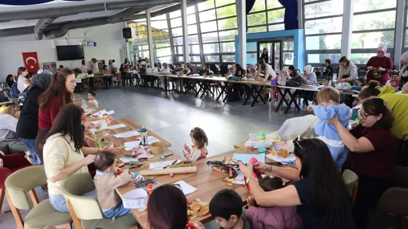 Eskişehir'de Anneler ve Çocuklar Sonbahar Etkinliğinde Buluştu