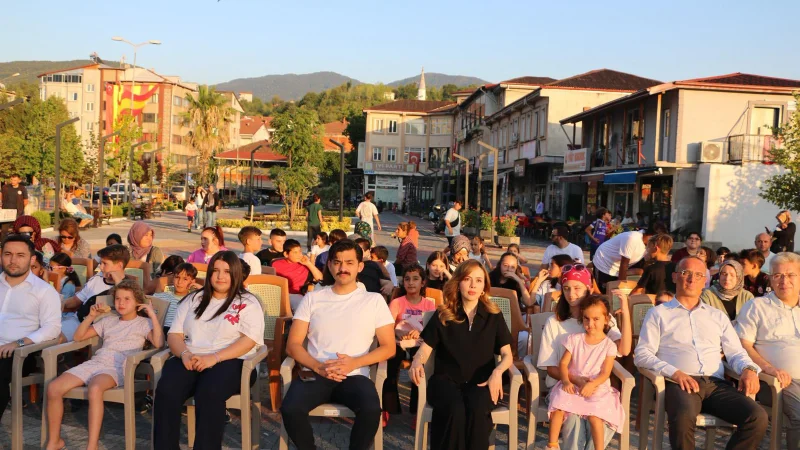 Gökçebey'de 'Açık Hava Sinema Günleri' Projesi Başlatıldı