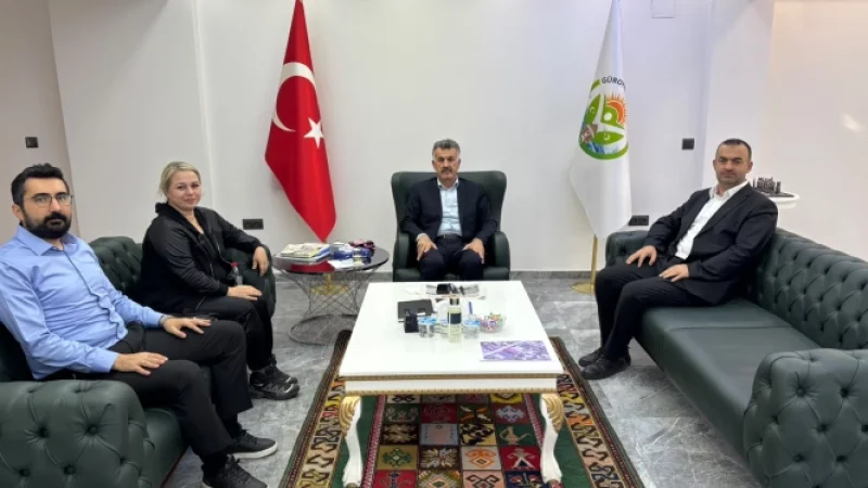Güroymak'taki Kalender Baba Kümbeti'nde Tarihi Kazı Çalışmaları Sürüyor