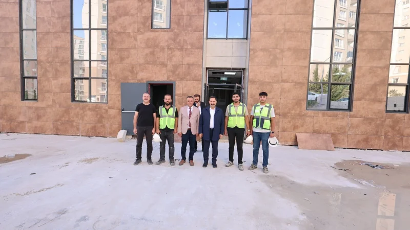 Hatay'da Kamu Hizmet Binalarının İnşaat Süreçleri Yerinde İncelendi