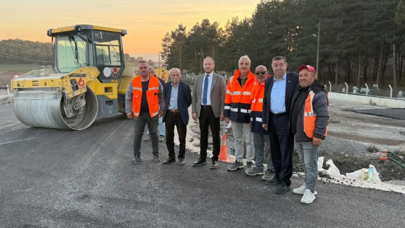 Havza'da Kurt Köprü Kavşağı Asfalt Çalışmaları İncelendi
