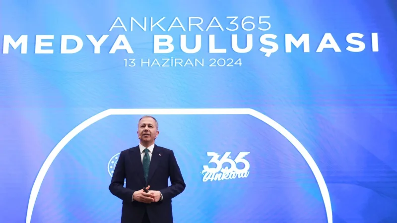 İçişleri Bakanı Yerlikaya'dan Göç Verileri: 141 Bin Düzensiz Göçmen Sınır Dışı Edildi