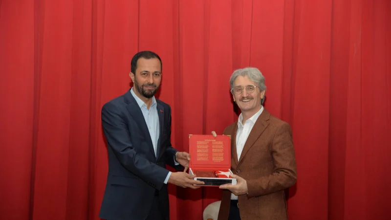 İlahiyatçı Yazar Osman Egin, Yayladağı'nda Söyleşi Gerçekleştirdi