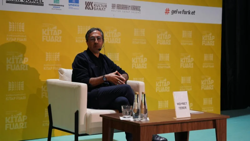 Kahramanmaraş Kitap Fuarı'nda Psikolog Dr. Mehmet Teber Ebeveynlerle Buluştu