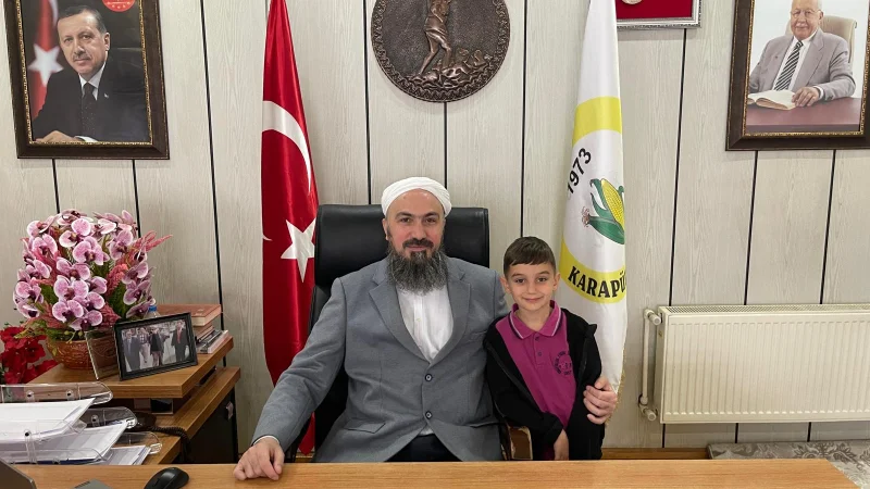 Karapürçek'te 23 Nisan Ziyareti: Öğrencilerden Başkan Çoruhlu'ya Okul Talebi