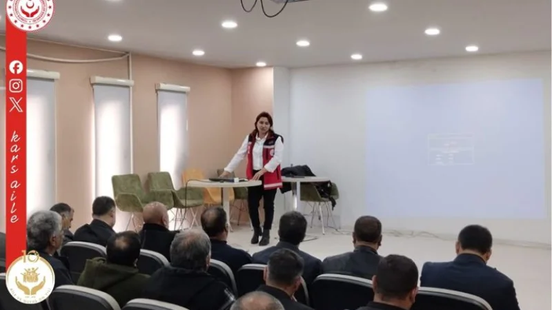Kars'ın Digor ilçesinde muhtarlara şiddetle mücadele eğitimi verildi