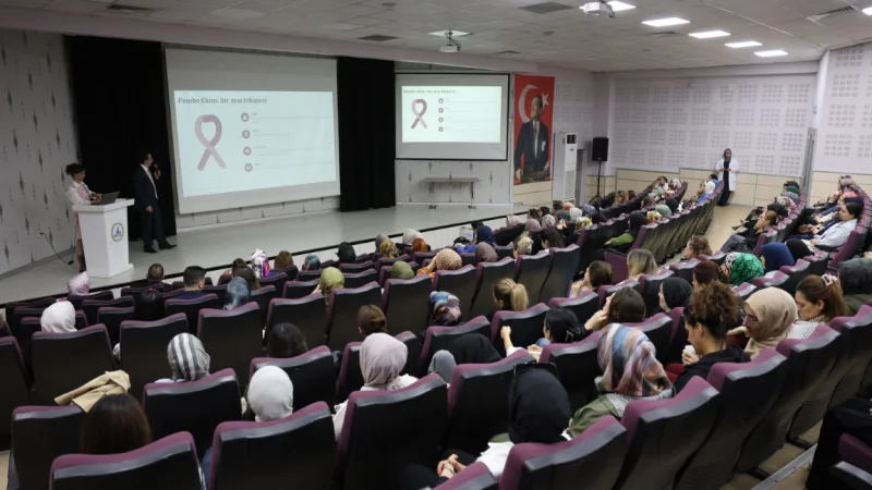 Kartepe'de Meme Kanserinde Erken Teşhise Dikkat Çekildi