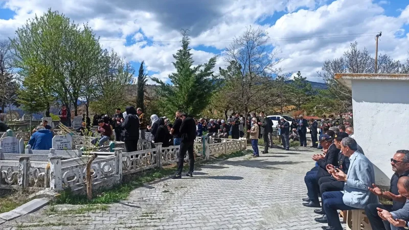 Kastamonu'nun Tosya İlçesinde Kıbrıs Gazisi Yusuf Özurgancı Son Yolculuğuna Uğurlandı