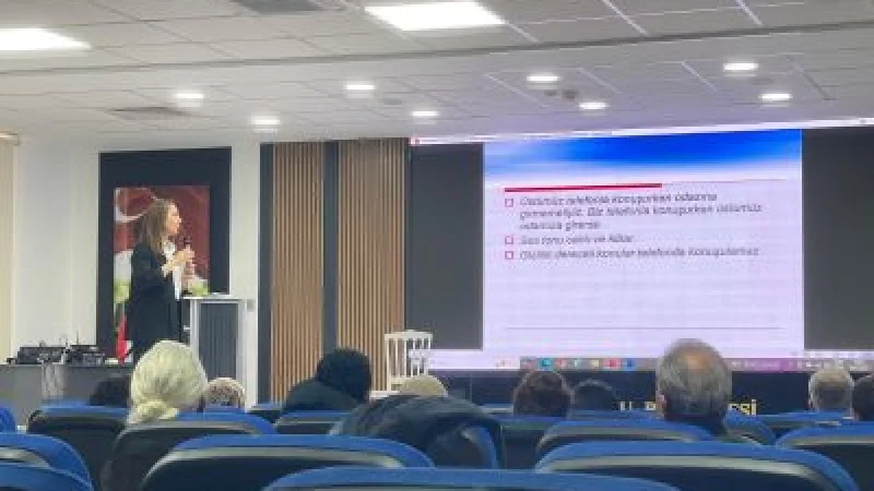 Keçiborlu'da Memurlara Yönelik Protokol ve Yazışma Eğitimi Düzenlendi
