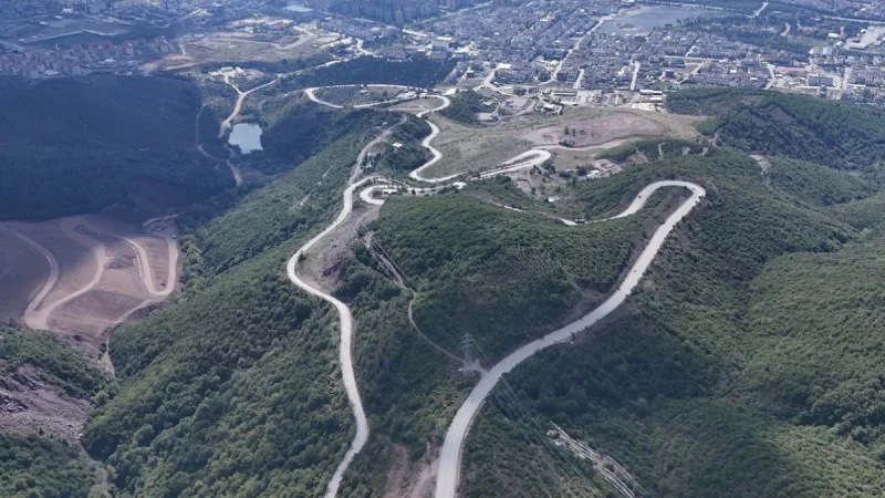 Kocaeli'de İlimtepe Bağlantı Yolu'nun 2. Etap Çalışmaları Başladı