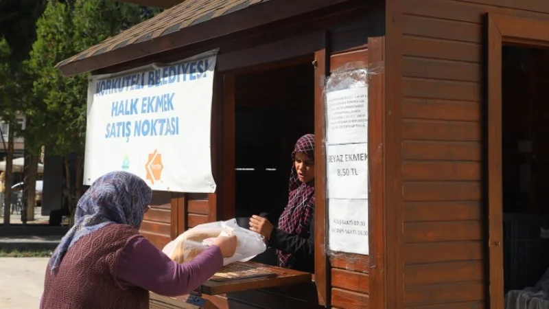 Korkuteli Belediyesi Halk Ekmek 12 Noktada Hizmet Veriyor