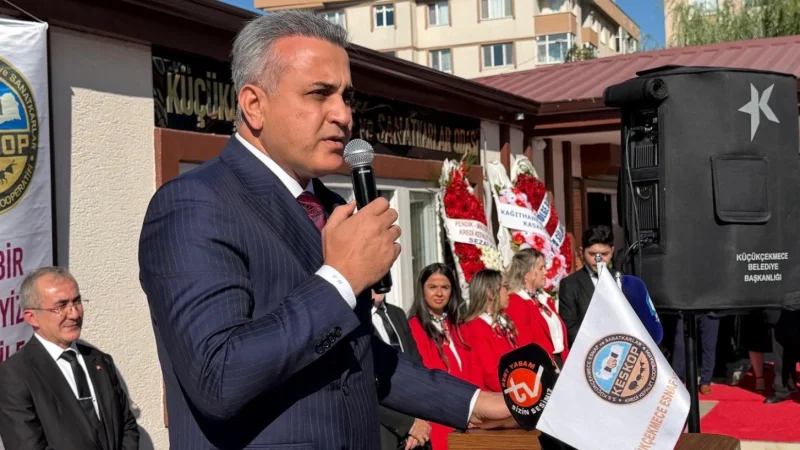 Küçükçekmece'de Esnaf Odaları İçin Yeni Hizmet Binaları Açıldı