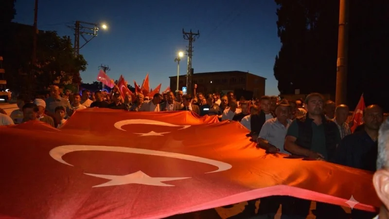 Kurucaşile'de 15 Temmuz Şehitlerini Anma ve Demokrasi Nöbeti Programı Düzenlendi