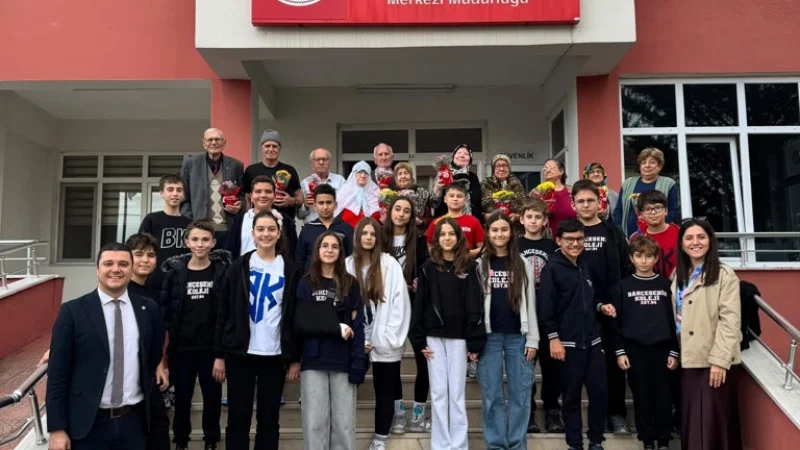 Lüleburgaz'da Kuşaklar Arası Sevgi Köprüsü Kuruldu