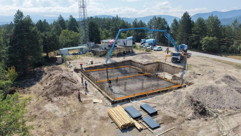 Mengen'de Yeni İçme Suyu Deposu İnşaatında İlk Beton Atıldı