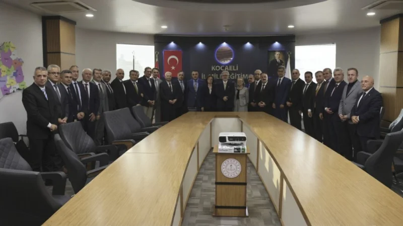 Millî Eğitim Bakan Yardımcısı Dr. Ömer Faruk Yelkenci Kocaeli'de Eğitim Çalışmalarını Değerlendirdi