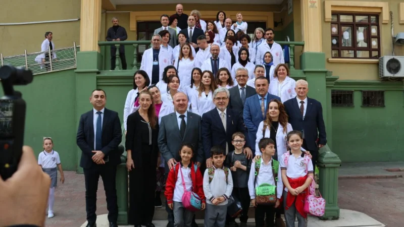 Millî Eğitim Bakan Yardımcısı Dr. Ömer Faruk Yelkenci Kocaeli'de Okulları Ziyaret Etti