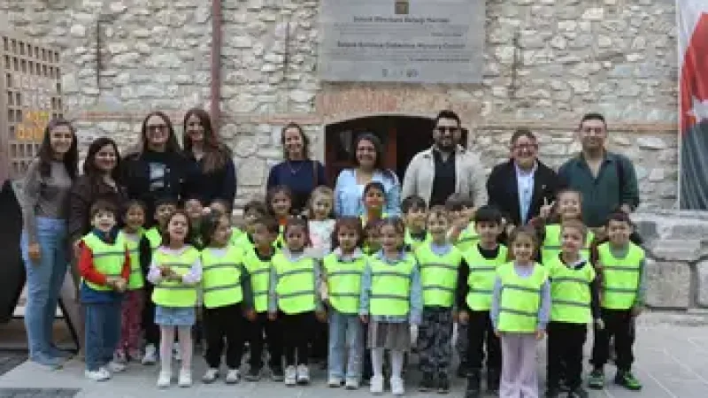 Minik Öğrencilerden Selçuk Efes Kent Belleği'ne Tarih ve Kültür Yolculuğu