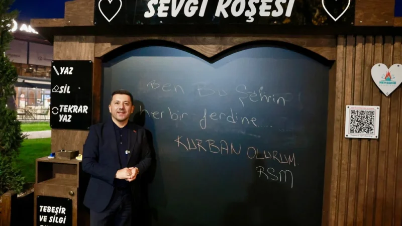 Nevşehir'de Parklarda 'Sevgi Köşeleri' Projesi Başlatıldı