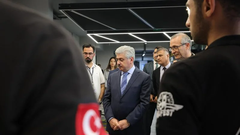 Sakarya Valisi Rahmi Doğan'dan Milli Teknoloji Atölyesi'ne Ziyaret