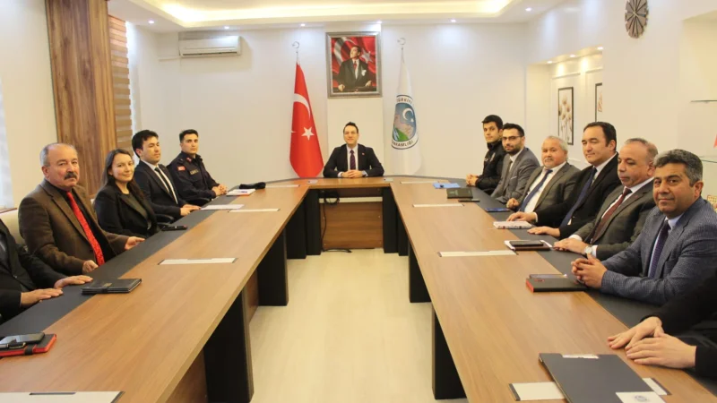 Sarıcakaya'da İlçe İdare Şube Başkanları Toplantısı Düzenlendi