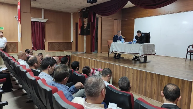 Şebinkarahisar'da İlçe İdare Şube Başkanları Toplantısı Gerçekleştirildi
