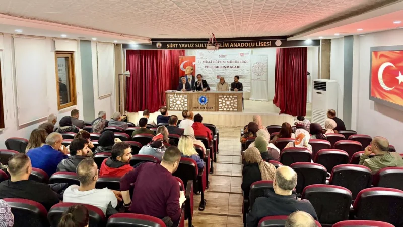 Siirt'te 'Veli Buluşmaları' ile Okul-Aile İş Birliği Güçlendiriliyor