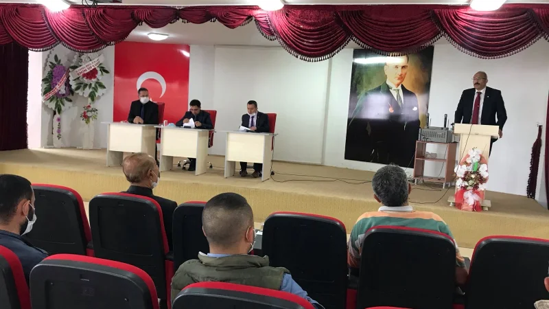 Sivas İl Sivil Toplumla İlişkiler Müdürlüğü'nden Kangal'da Derneklere Rehberlik Eğitimi