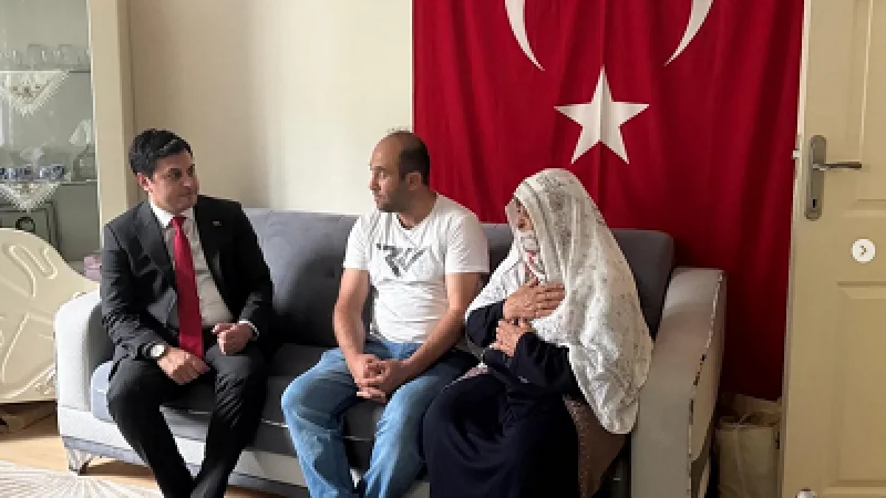 Tortum Kaymakamı Hakan Başoğlu'ndan Şehit Ailelerine Ziyaret