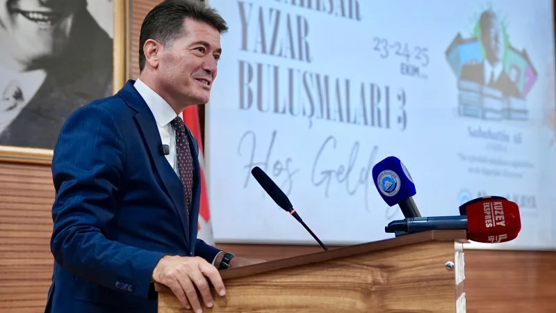 Trabzon'da 3. Ortahisar Yazar Buluşmaları Coşkulu Bir Açılışla Başladı