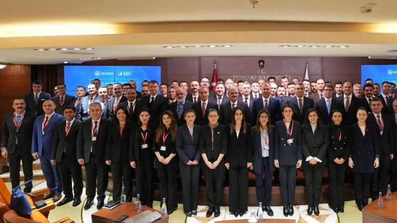 Türkiye'nin Göç Stratejisi Ankara'da Masaya Yatırıldı