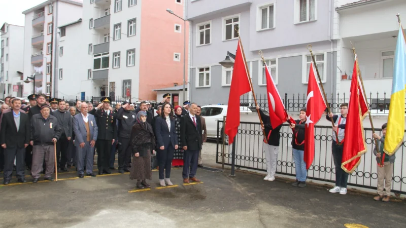 Yağlıdere'de 18 Mart Şehitleri Anma Günü ve Çanakkale Deniz Zaferi Törenle Kutlandı