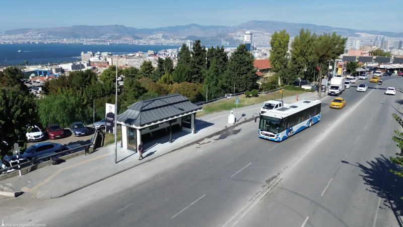 İzmir'de Yeni Nesil Durakların İkincisi Koruluk'ta Tamamlandı