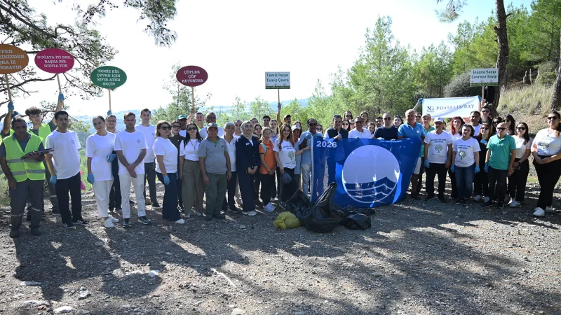 Kemer'de Çalış Tepesi'nde Çevre Temizliği ve Farkındalık Etkinliği Düzenlendi