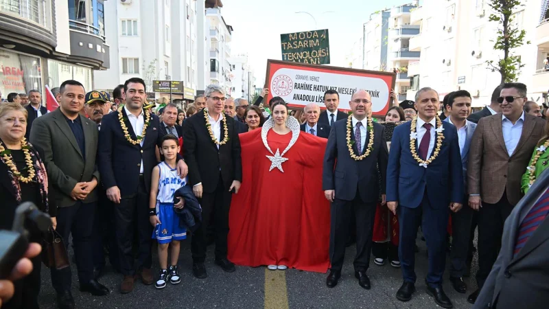 Osmaniye'de Fıstık Festivali Coşkusu: Kentin Tarımsal Değeri Vitrine Çıktı