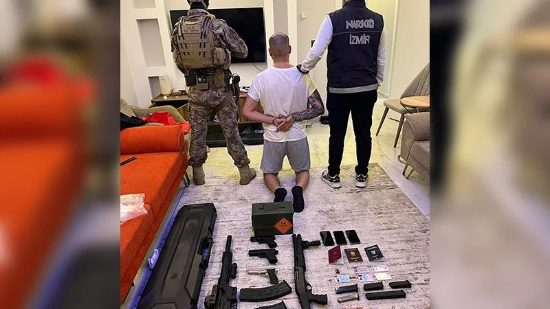 Almanya Tarafından Uluslararası Seviyede Aranan Şahıs İzmir'de Yakalandı
