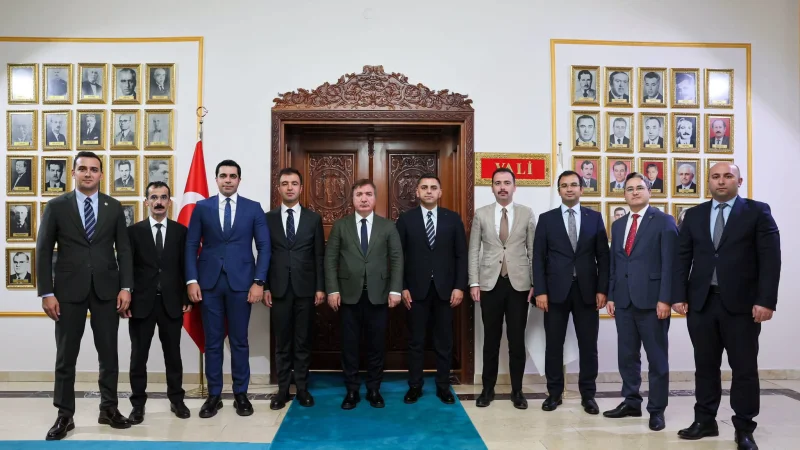 Erzincan'da Kaymakamlar Toplantısı: Kamu Yatırımları ve Hizmetler Masaya Yatırıldı