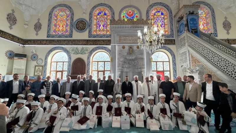 Kocaeli'de 26 Öğrenci Hafızlık İcazetini Aldı