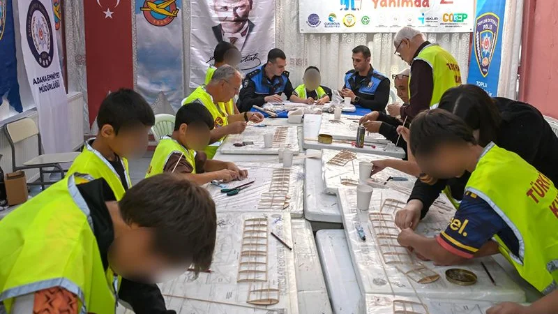 Adana'da Devlet Korumasındaki Çocuklar İçin Model Uçak Kursu Düzenlendi