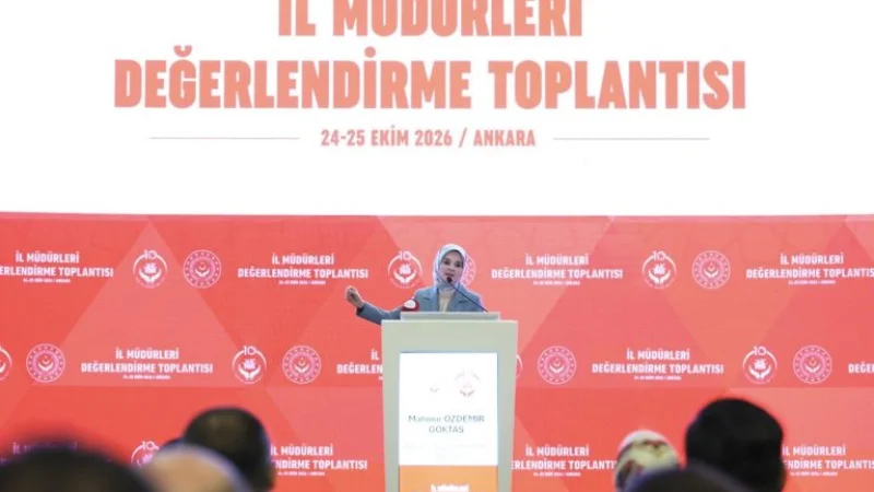 Aile ve Sosyal Hizmetler Bakanlığı'ndan 81 İl Müdürü ile Stratejik Değerlendirme Toplantısı