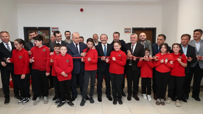 Akkuş'ta Eğitime Hayırsever Desteği: Yeni Donanımlı Sınıflar Hizmete Açıldı