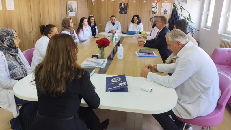 Ardahan İl Milli Eğitim Müdürü Kenan Kaya'dan Okul Ziyareti