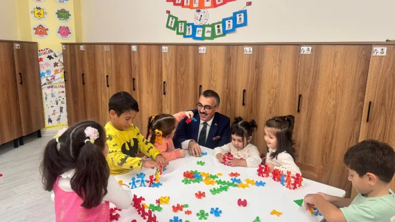 Ataşehir Kaymakamı Eren Arslan'dan Medine Mescidi Camii 4-6 Yaş Kur'an Kursu'na Ziyaret